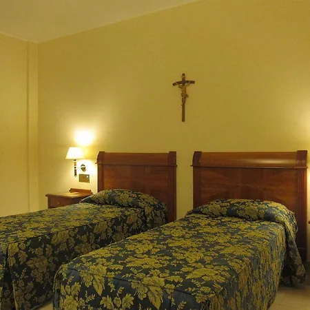 Centro Di Spiritualità Padre Pio Hotel 4*