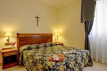Centro Di Spiritualita Padre Pio Сан-Джованни-Ротондо