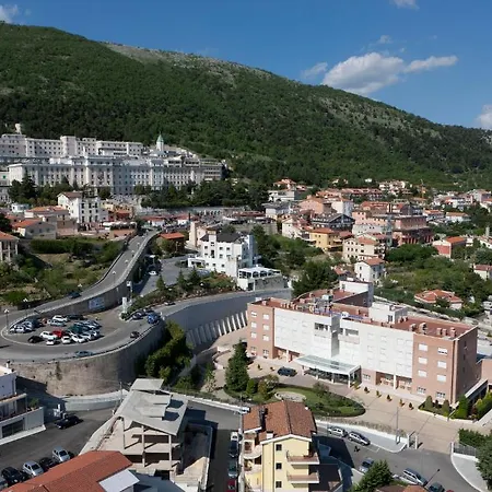 Hotel Centro Di Spiritualità Padre Pio 4*