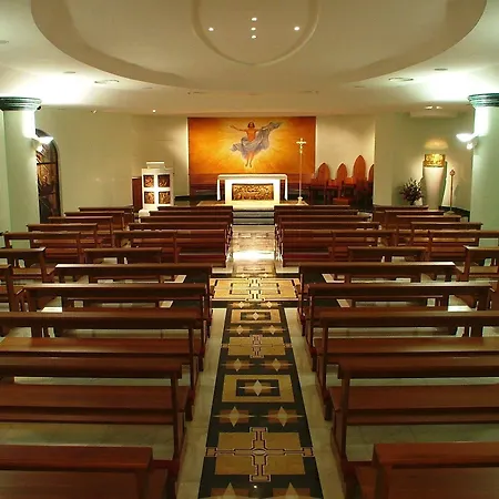 Отель Centro Di Spiritualita Padre Pio Сан-Джованни-Ротондо