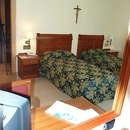 Centro Di Spiritualità Padre Pio 4*