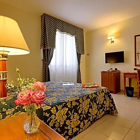 Hotel Centro Di Spiritualita Padre Pio 4*