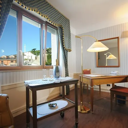 Szálloda Centro Di Spiritualita Padre Pio 4*