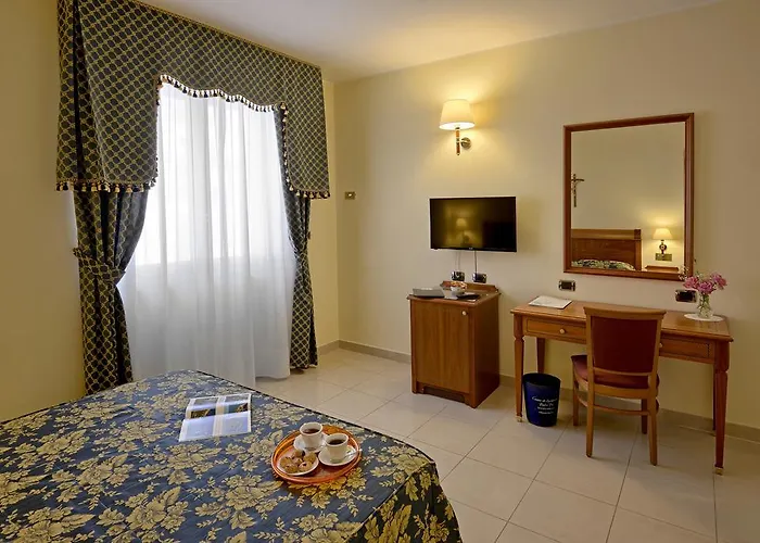 Centro Di Spiritualità Padre Pio Hotel